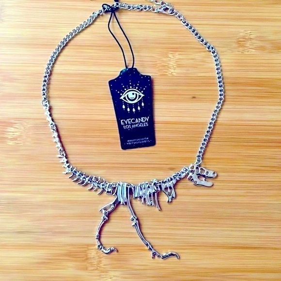 Brand New Eye Candy Los Angeles Silver Tone Dinosaur T-Rex Statement Necklace - Picture 2 of 11